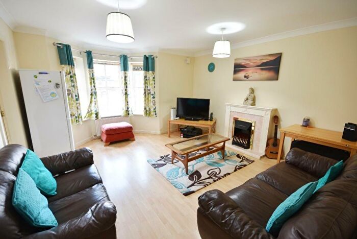 2 Bedroom Apartment To Rent In Sovereign Court, Jesmond, NE2