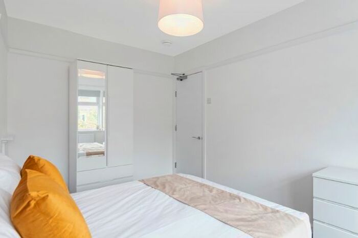 4 Bedroom Terraced House To Rent In Tennal Road, Quinton, Birmingham, B32