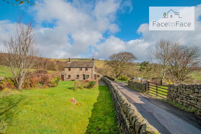 3 Bedroom Farmhouse For Sale In Cross Stone Road, Todmorden, OL14