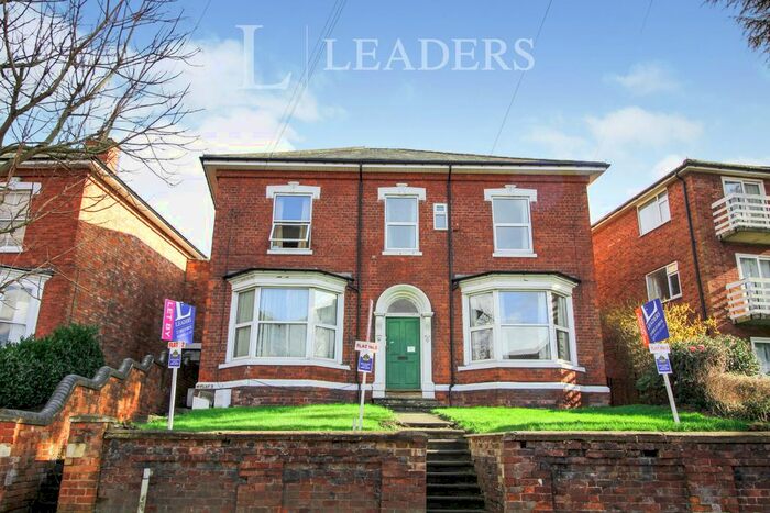 1 Bedroom Flat To Rent In Droitwich Road, Worcester, Worcestershire, WR3