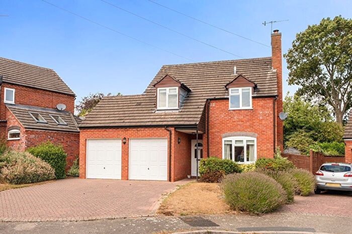 4 Bedroom Detached House For Sale In Nursery Close, Pershore, WR10