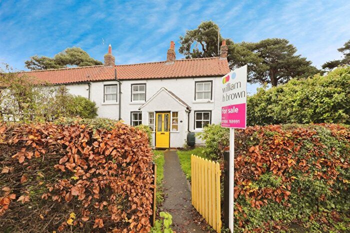 3 Bedroom Cottage For Sale In The Village, Haxby, York, YO32