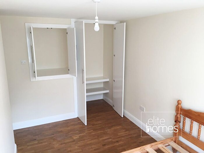 2 Bedroom Maisonette To Rent In British Street, London, E3