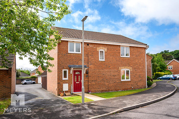 3 Bedroom Semi-Detached House For Sale In Kiln Way | Verwood |, BH31