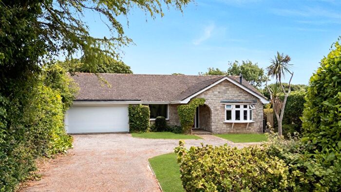 3 Bedroom Bungalow For Sale In Russell Avenue, Swanage, BH19