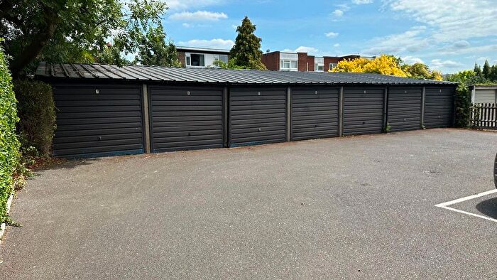 Garage / Parking To Rent In Garage Bickley Court, Southey Road, London, SW19