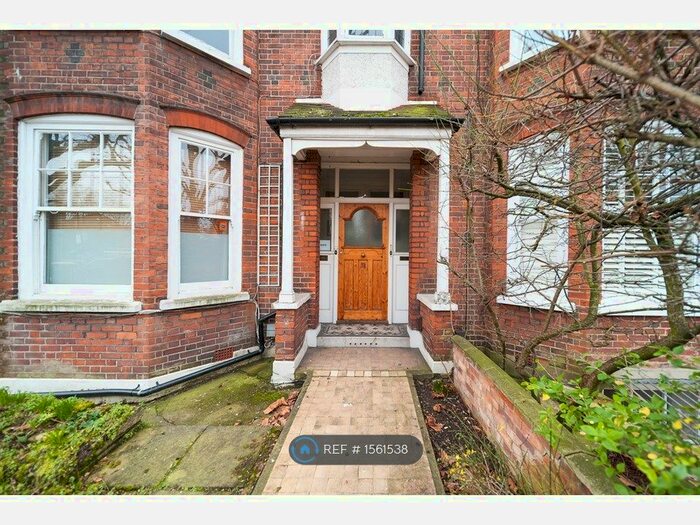 2 Bedroom Maisonette To Rent In St. Quintin Avenue, London, W10