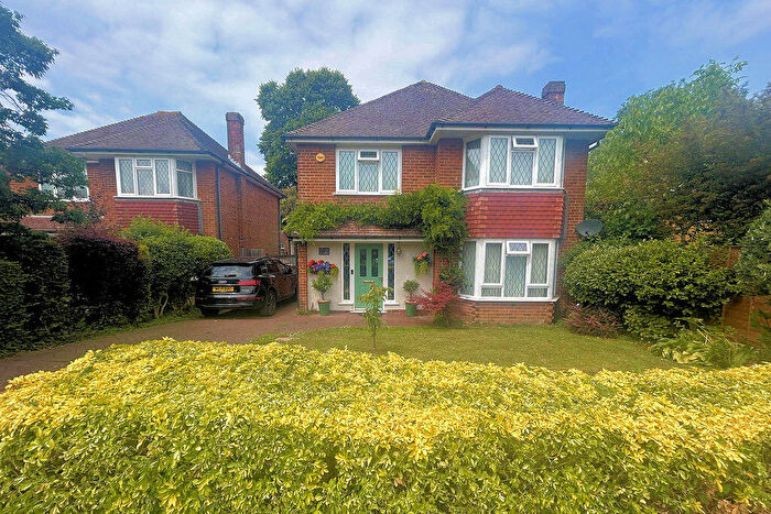 4 Bedroom Detached House For Sale In The Paddock, Alverstoke, Gosport, PO12