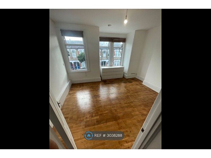 5 Bedroom Terraced House To Rent In Himley Road, London, SW17