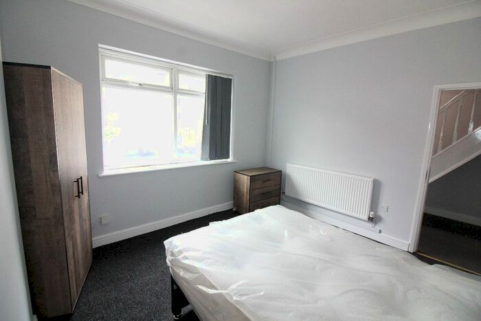 4 Bedroom Terraced House To Rent In Cardigan Street, Ashton-On-Ribble, Preston, PR2