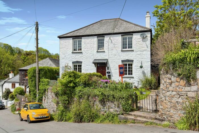 4 Bedroom Detached House For Sale In Rilla Mill, Callington, PL17