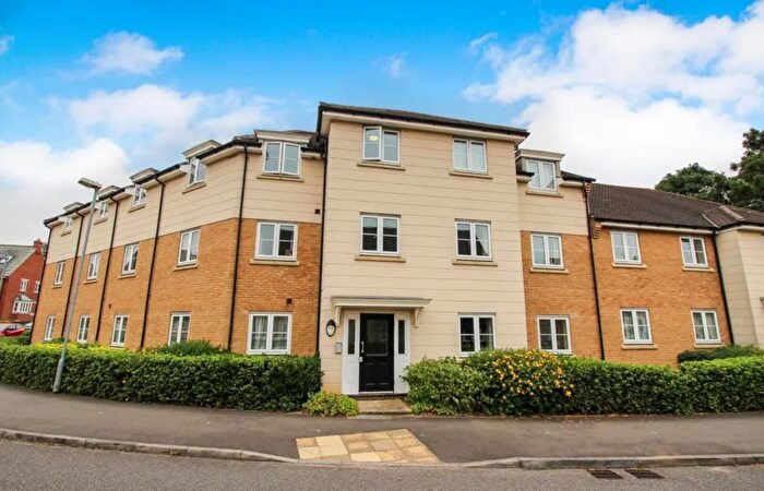 2 Bedroom Flat To Rent In North Lodge Drive, Papworth Everard, Cambridge, CB23
