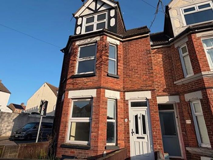 4 Bedroom End Of Terrace House To Rent In Canterbury Road, Folkestone, CT19