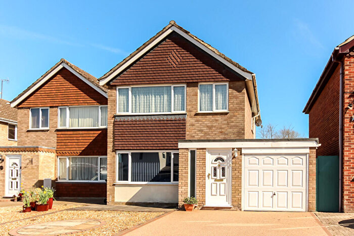 3 Bedroom Detached House For Sale In Manchester Road, Wollaston, NN29