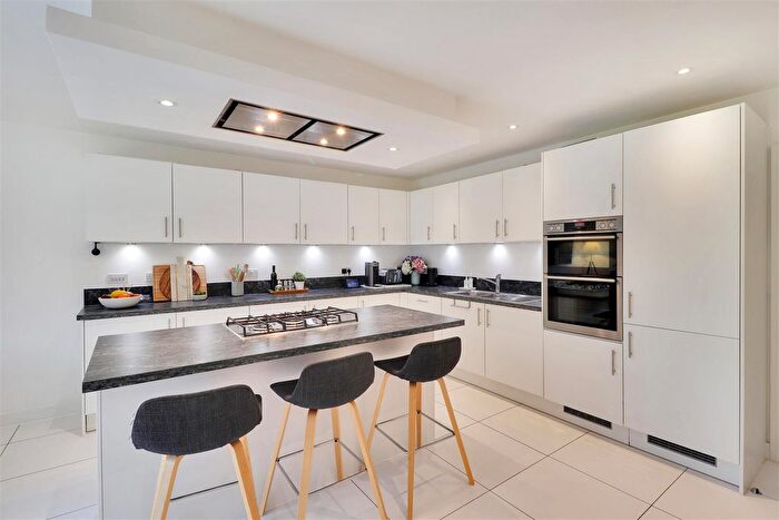 4 Bedroom Detached House For Sale In The Square, High Street, Leigh, Tonbridge, TN11