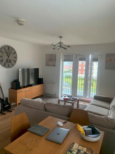 2 Bedroom Flat To Rent In Pinehurst Walk, Boston Boulevard, Great Sankey, Warrington, WA5