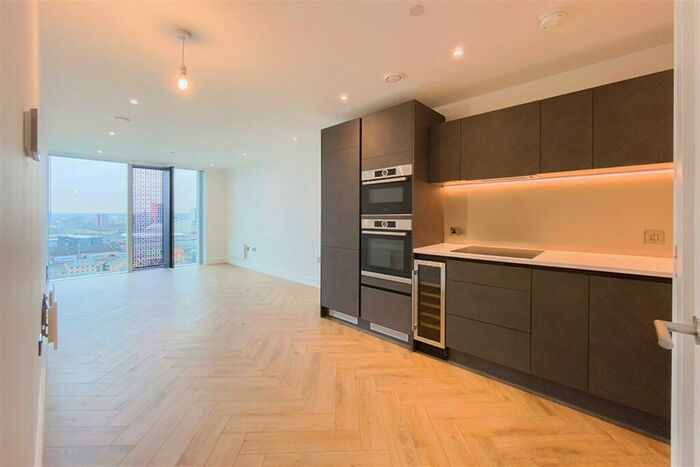 1 Bedroom Apartment To Rent In Elizabeth Tower, M15