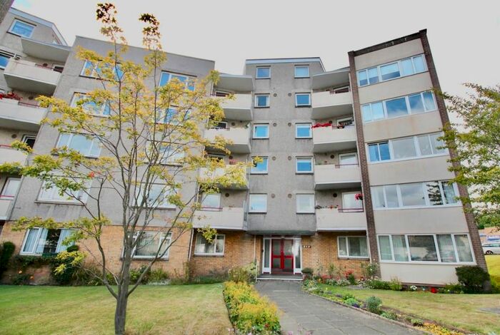 2 Bedroom Flat To Rent In Falcon Court, Morningside, Edinburgh, EH10