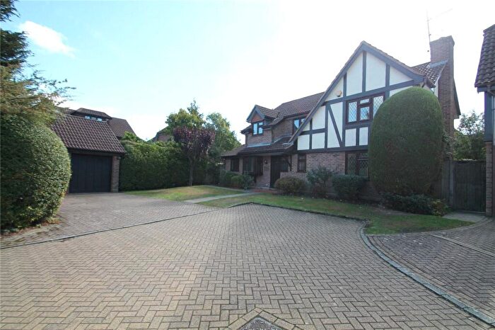 4 Bedroom Detached House To Rent In Pevensey Way, Frimley, Camberley, Surrey, GU16