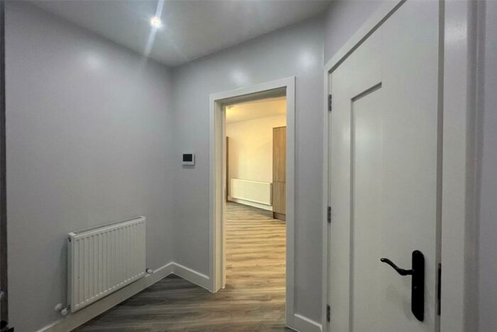 2 Bedroom Apartment To Rent In Woodcote Road, Wallington, SM6