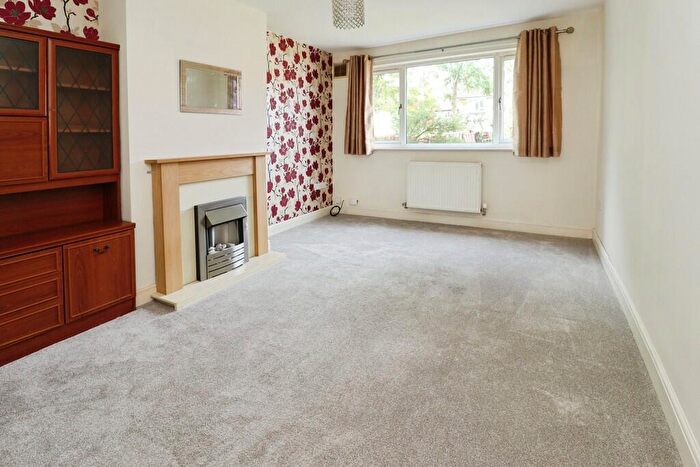 2 Bedroom Apartment To Rent In Woodfield Avenue, Lincoln, LN6
