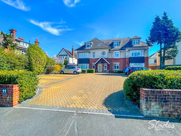 2 Bedroom Apartment To Rent In Ascham Road, Bournemouth, Dorset, BH8