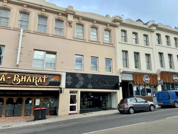 3 Bedroom Flat To Rent In Imperial House, Torwood Street, Torquay, TQ1