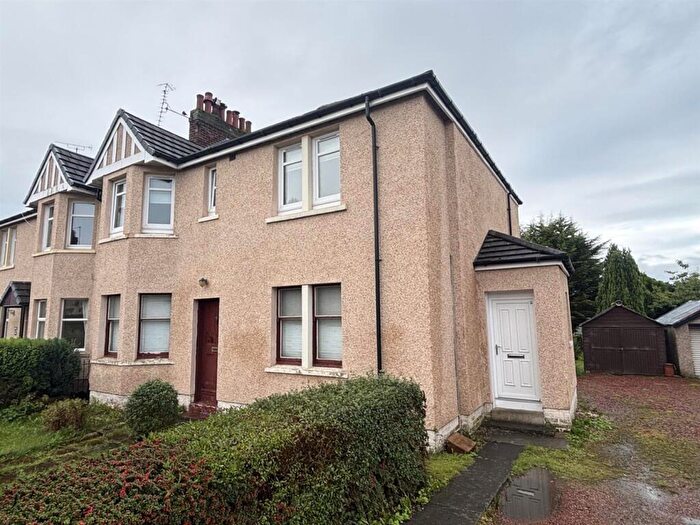 3 Bedroom Flat To Rent In Braedale Avenue, Motherwell, ML1