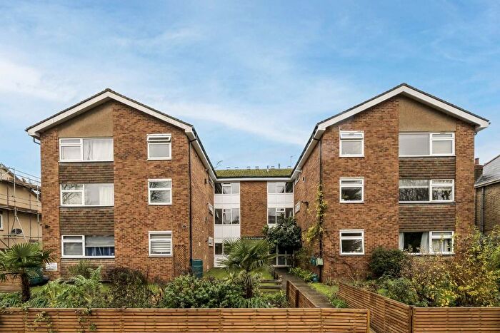 1 Bedroom Flat To Rent In Inglis Road, London, W5