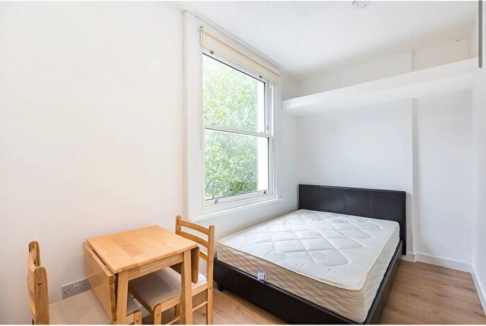 Studio To Rent In Warwick Road, Earls Court, SW5