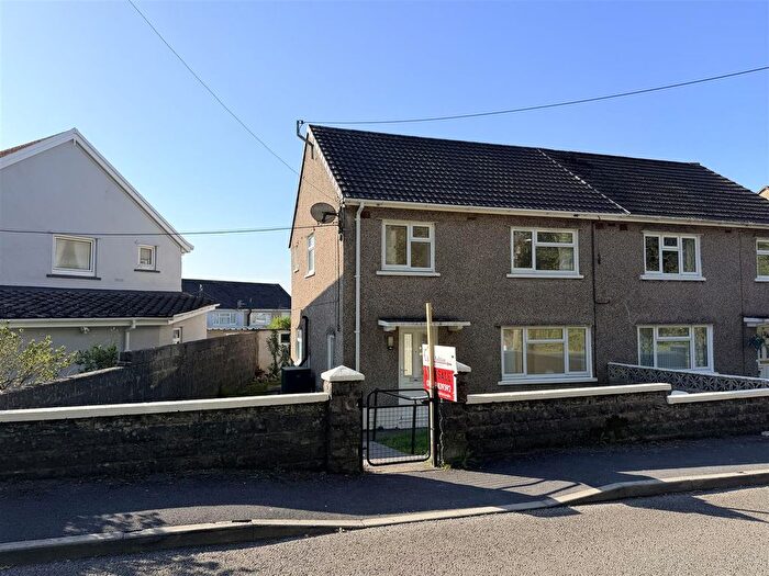 3 Bedroom Semi-Detached House For Sale In Arfryn, Upper Brynamman, Ammanford, SA18