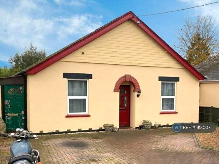 3 Bedroom Bungalow To Rent In Wessex Road, Didcot, OX11