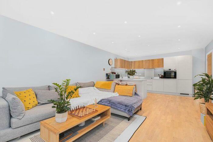 2 Bedroom Apartment To Rent In Riverside, View Temple Street, Keynsham, BS31