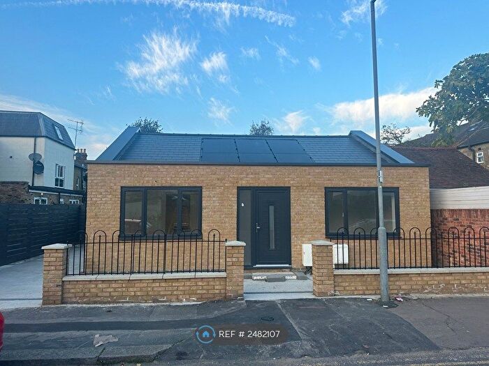 2 Bedroom Bungalow To Rent In Percy Road, Ilford, IG3