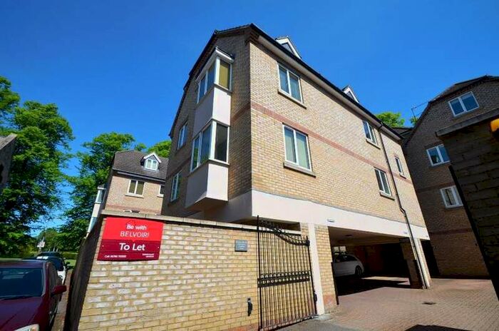 2 Bedroom Apartment To Rent In Chapel Court Stamford, PE9