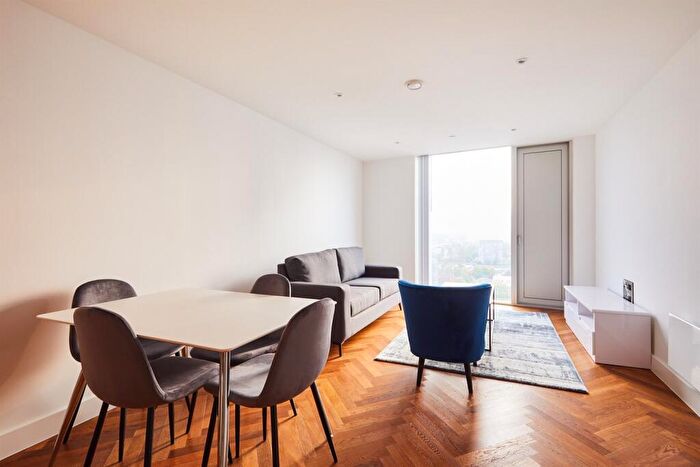 1 Bedroom Apartment To Rent In South Tower, Owen Street, M15