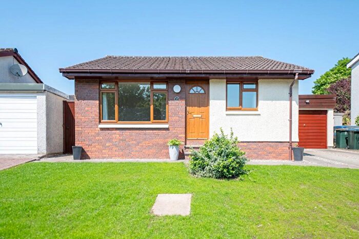 3 Bedroom Detached Bungalow For Sale In Highland Road, Crieff, Perthshire, PH7