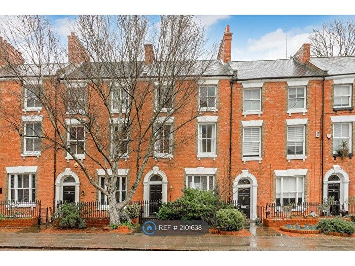 4 Bedroom Terraced House To Rent In Northampton, Northampton, NN1