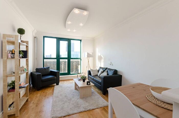 2 Bedroom Flat To Rent In Medway Street, Westminster, London, SW1P