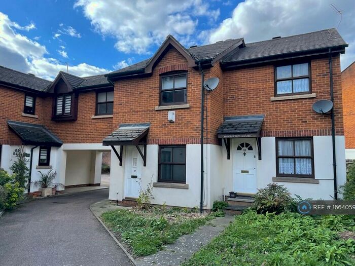 3 Bedroom Terraced House To Rent In Moriatry Close, London, N7