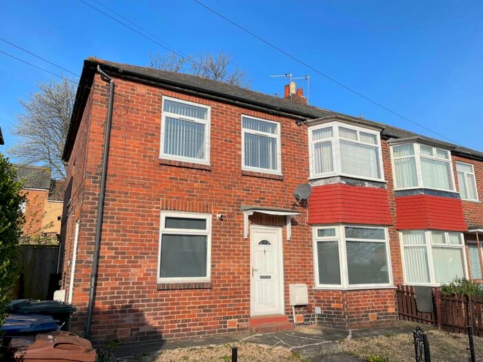 3 Bedroom Flat To Rent In Tunstall Ave, Byker., NE6