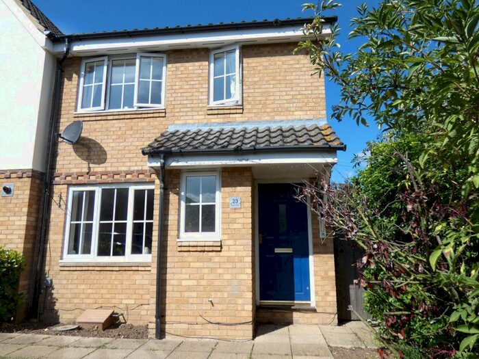3 Bedroom Property To Rent In Pippin Close, Over, Cambridge, CB24