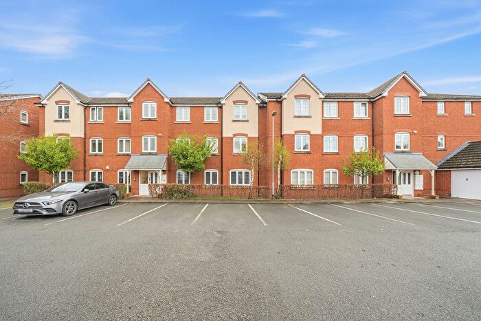 2 Bedroom Flat For Sale In Wellwood Close, Ellesmere Port, CH65