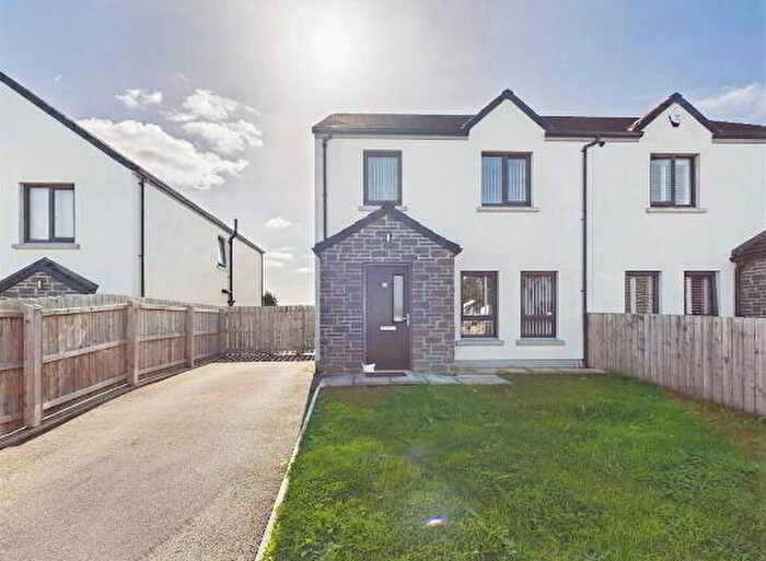 3 Bedroom Semi-Detached House For Sale In Dargan Close, Newry, BT35