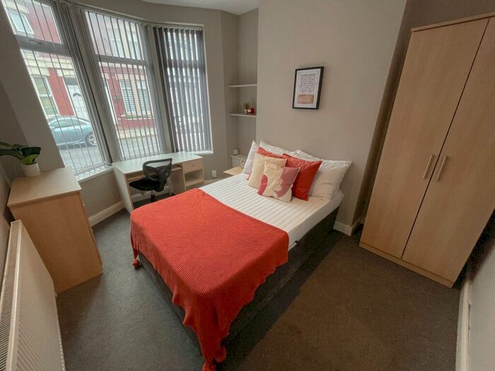 4 Bedroom Terraced House To Rent In Southdale Road, L15