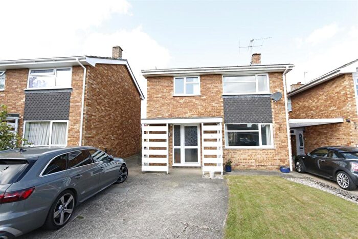 3 Bedroom Semi-Detached House To Rent In Portman Close, Hitchin, SG5