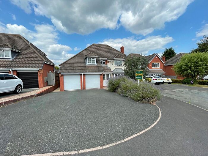 4 Bedroom Detached House To Rent In Trevithick Close, Burntwood, WS7