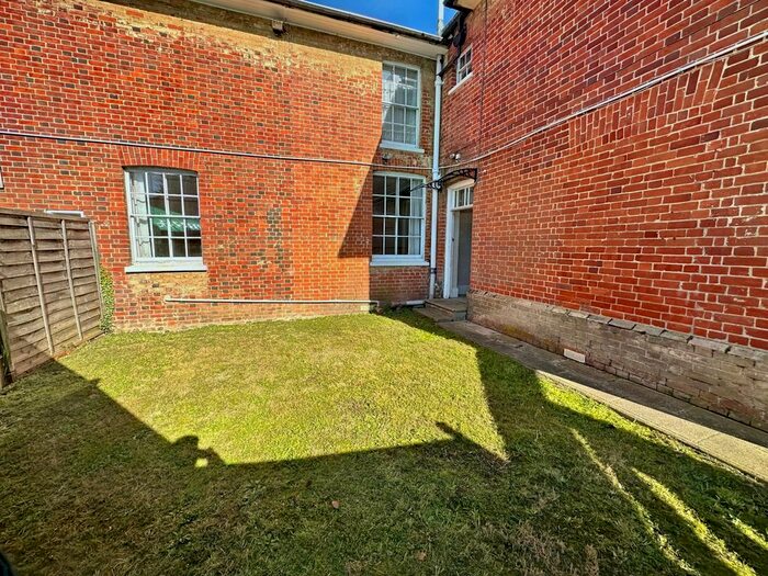 2 Bedroom Semi-Detached House To Rent In The Street, Rayne, Braintree, CM77