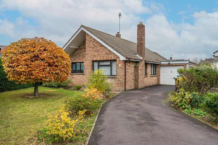 2 Bedroom Detached Bungalow To Rent In Restrop View, Purton, Swindon SN5