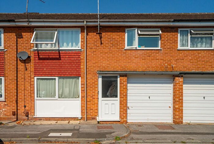2 Bedroom Town House For Sale In Highcliffe Court, Clifton Green, York, YO30